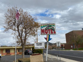 Rainbow Motel